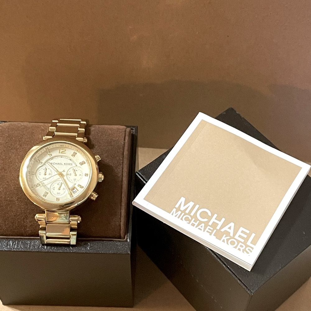 Michael Kors MK-5701/ Gold&Crystal/Dial/analogue dial quartz